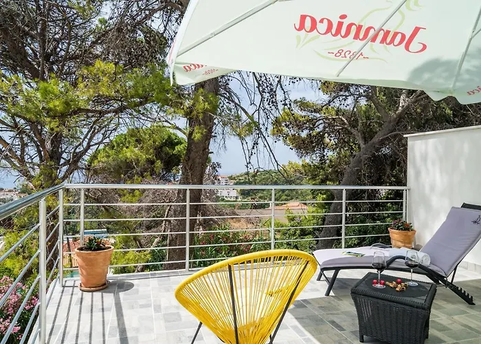 아파트 아파트먼트 에울랄리야 *